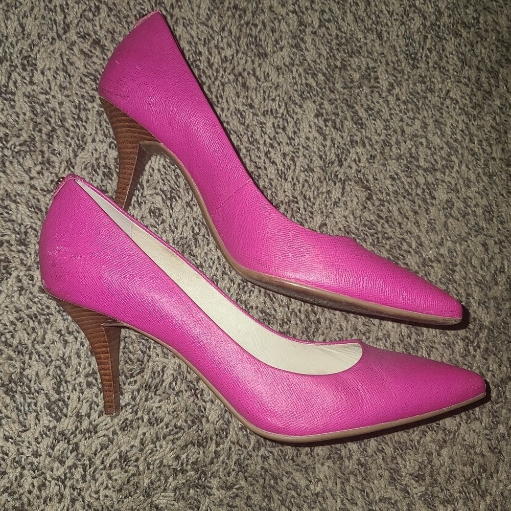 Michael Kors | Fuschia MK-Flex Heels 7.5
